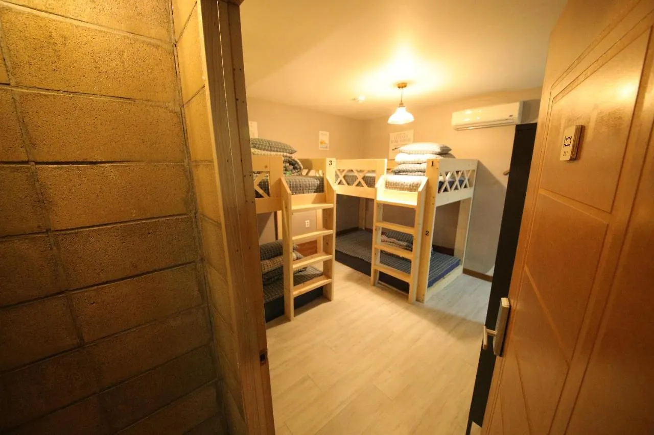 Guest house Stitches House Hotel Seoul
